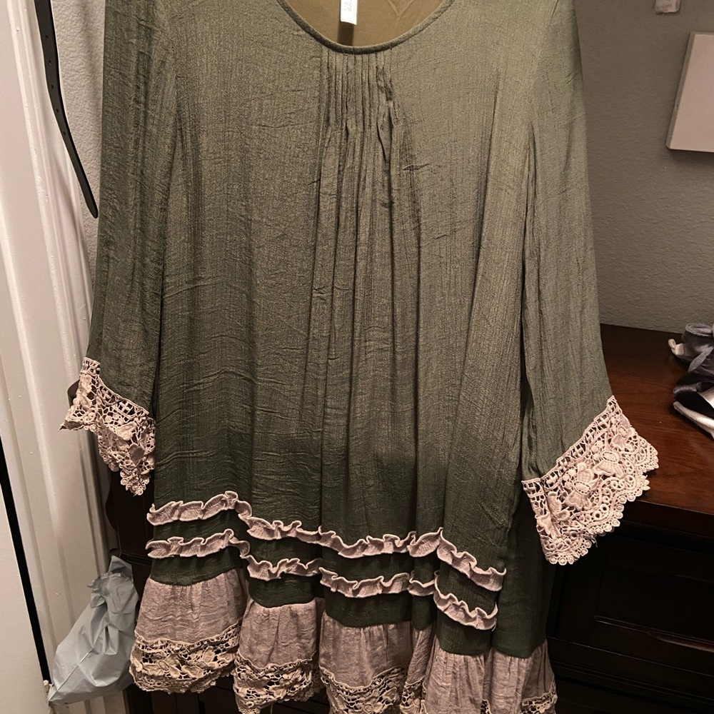 Paisleygrace hunter green boutique dress worn once.
